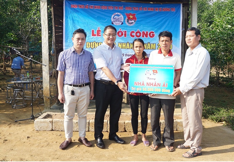 Khởi công nhà nhân ái cho gia đình anh Dương Văn Cư