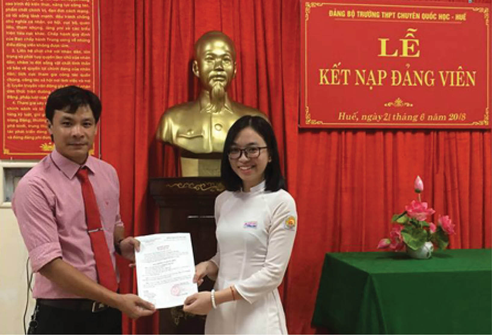 Tổ chức Đảng vững mạnh, nhà trường phát triển