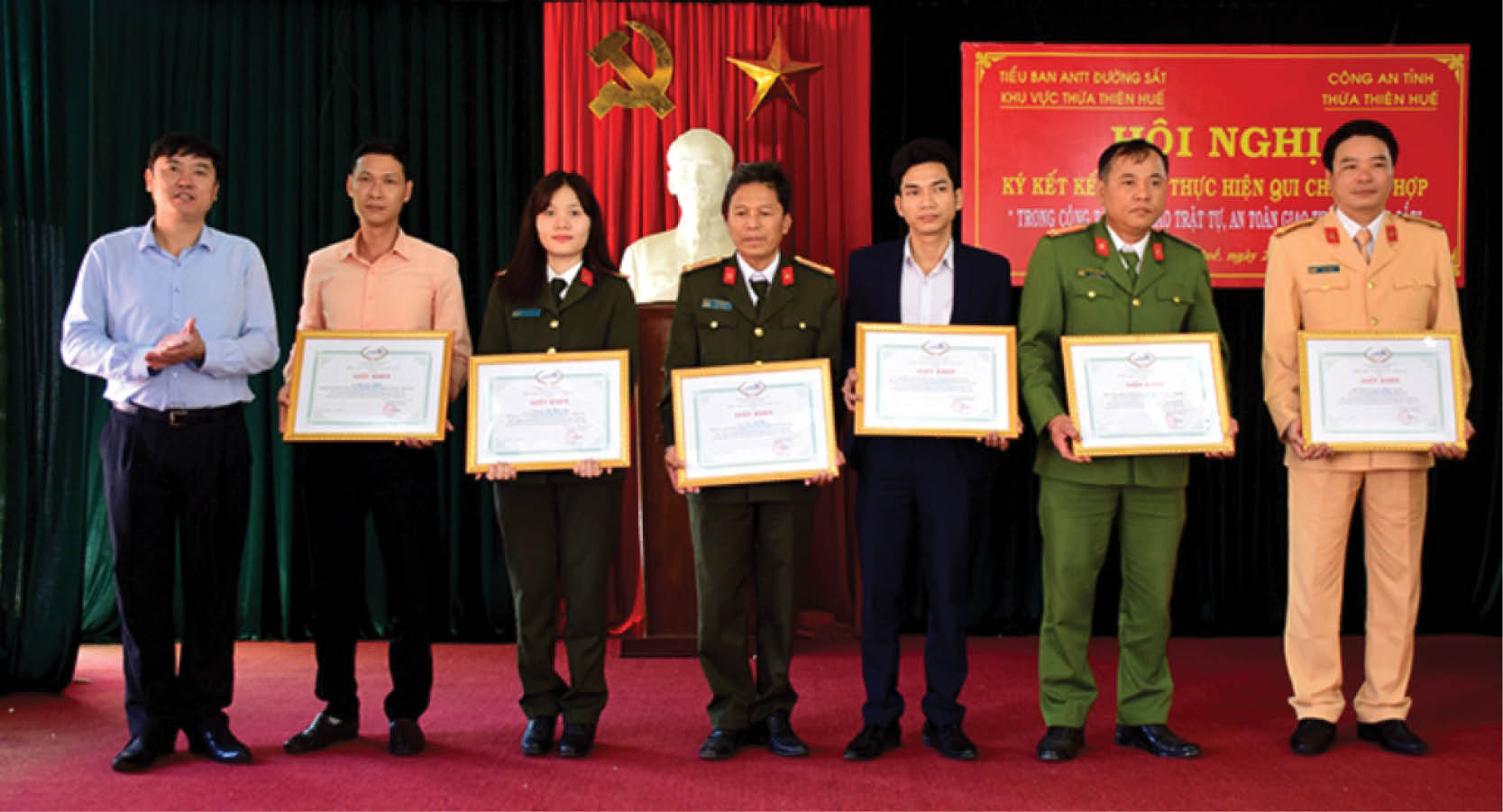 Đảm bảo trật tự, an toàn giao thông đường sắt