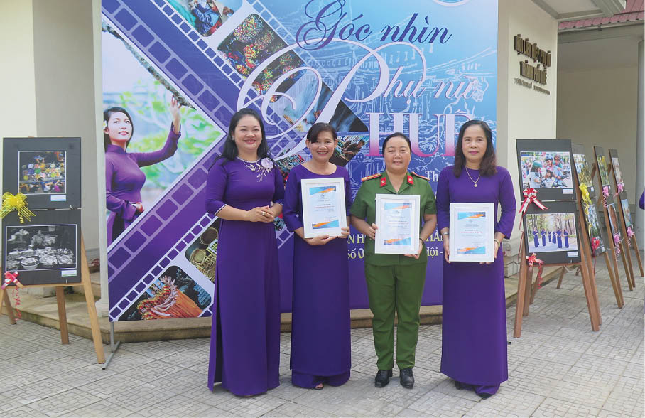 Làm mới phong trào