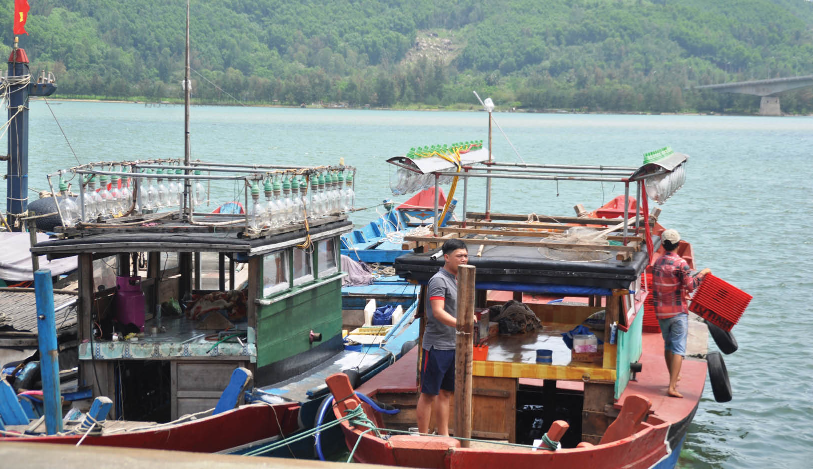 Luồng lạch bồi lấp, tàu cá liên tục gặp nạn