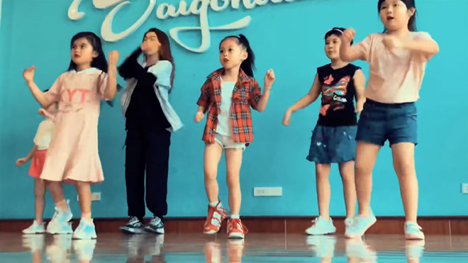 Bảo tàng Mỹ thuật Huế làm clip bài hát chống COVID-19