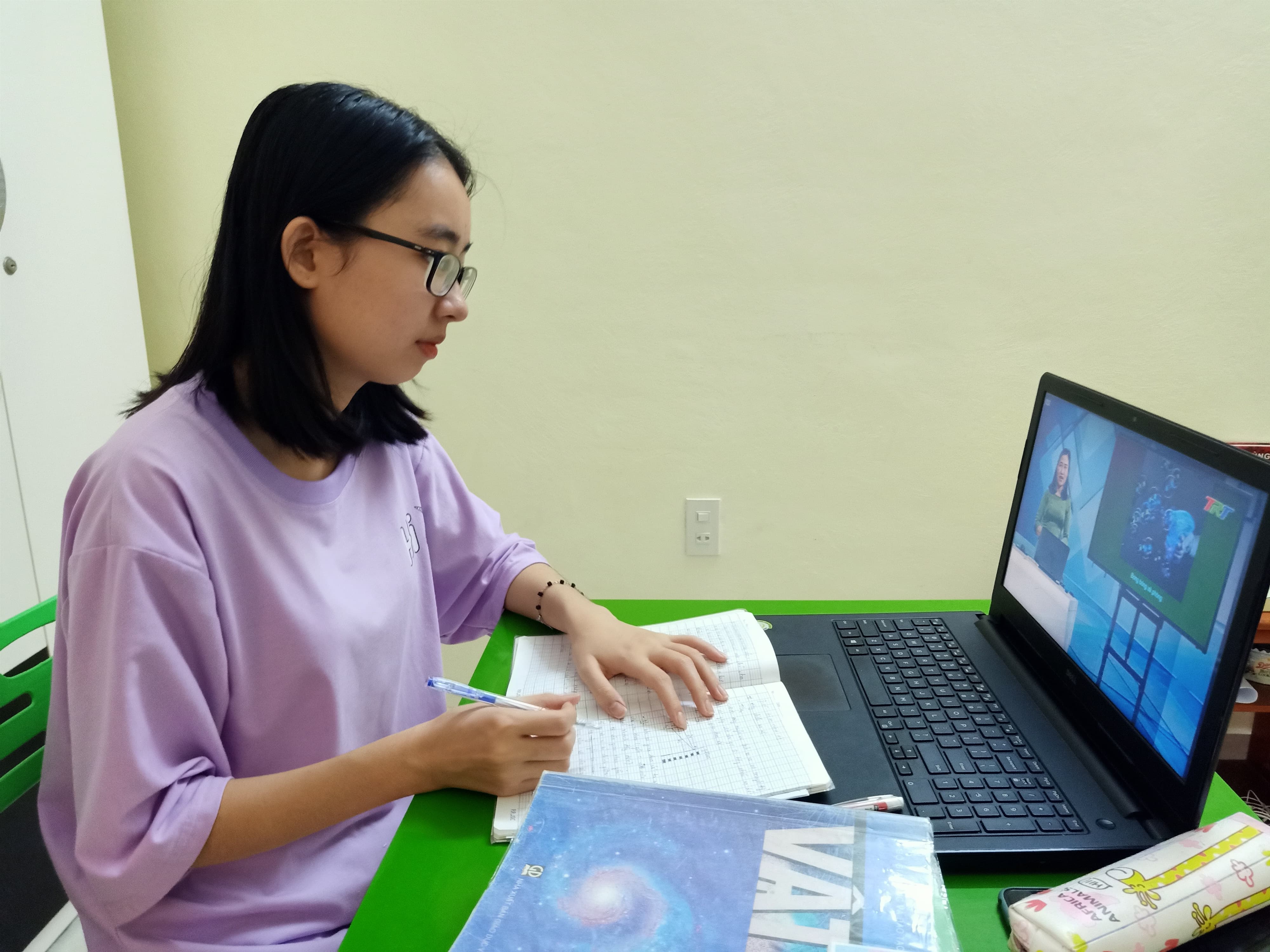 Học trên truyền hình hiệu quả, cần sự đồng lòng