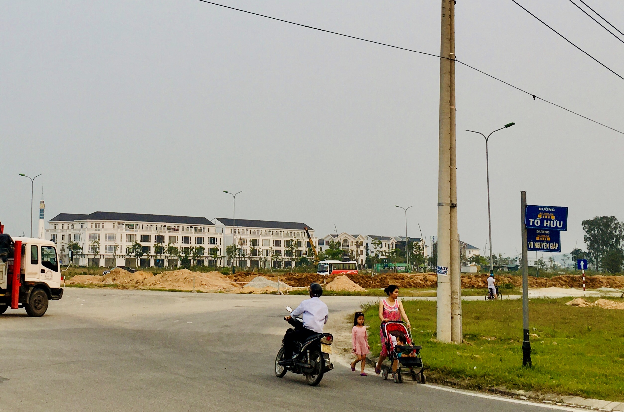 Thua Thien Hue People s Committee calls for investment in a high-class apartment, commercial and service center in An Van Duong