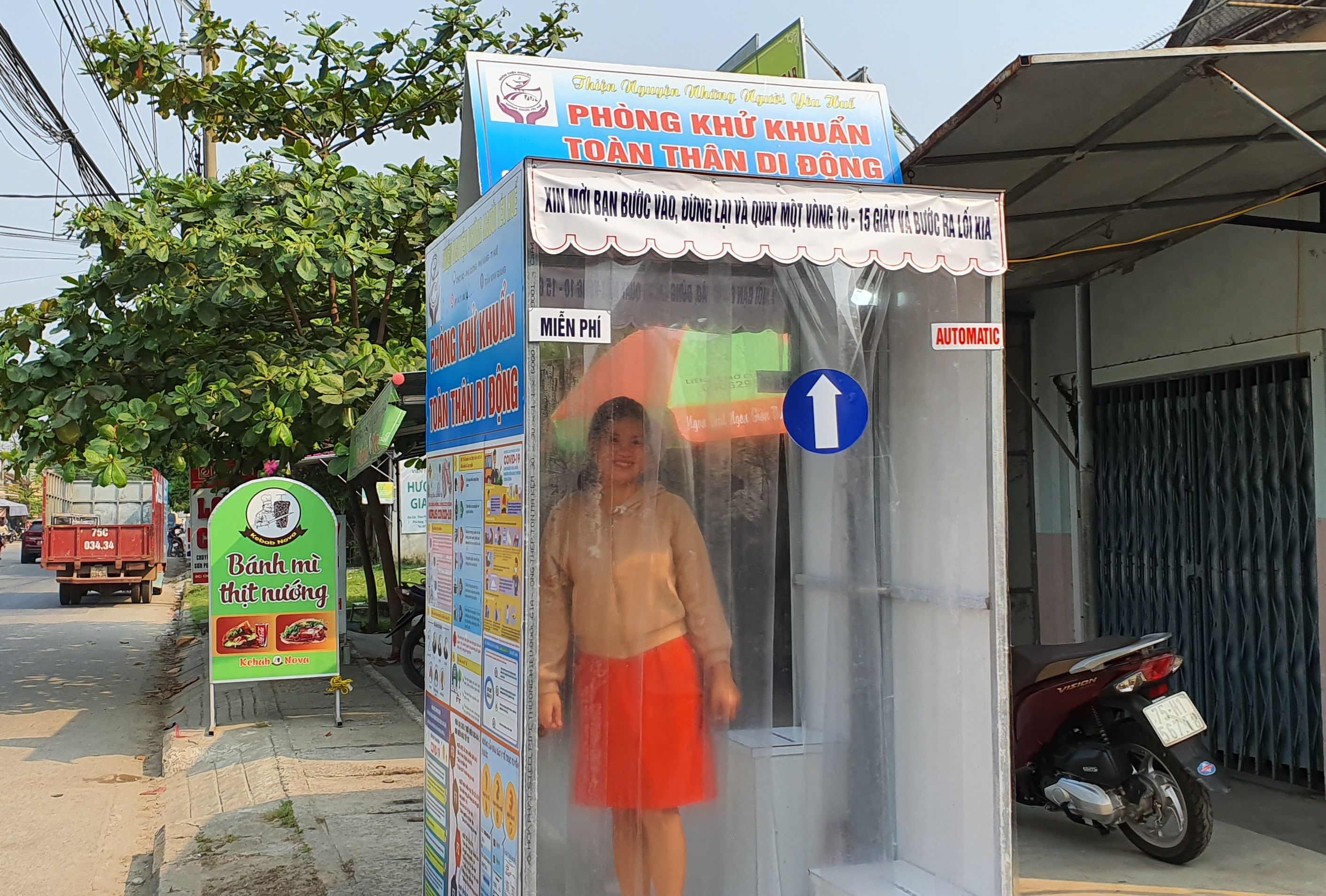 Buồng khử khuẩn toàn thân Bộ Y tế khuyến cáo không nên sử dụng