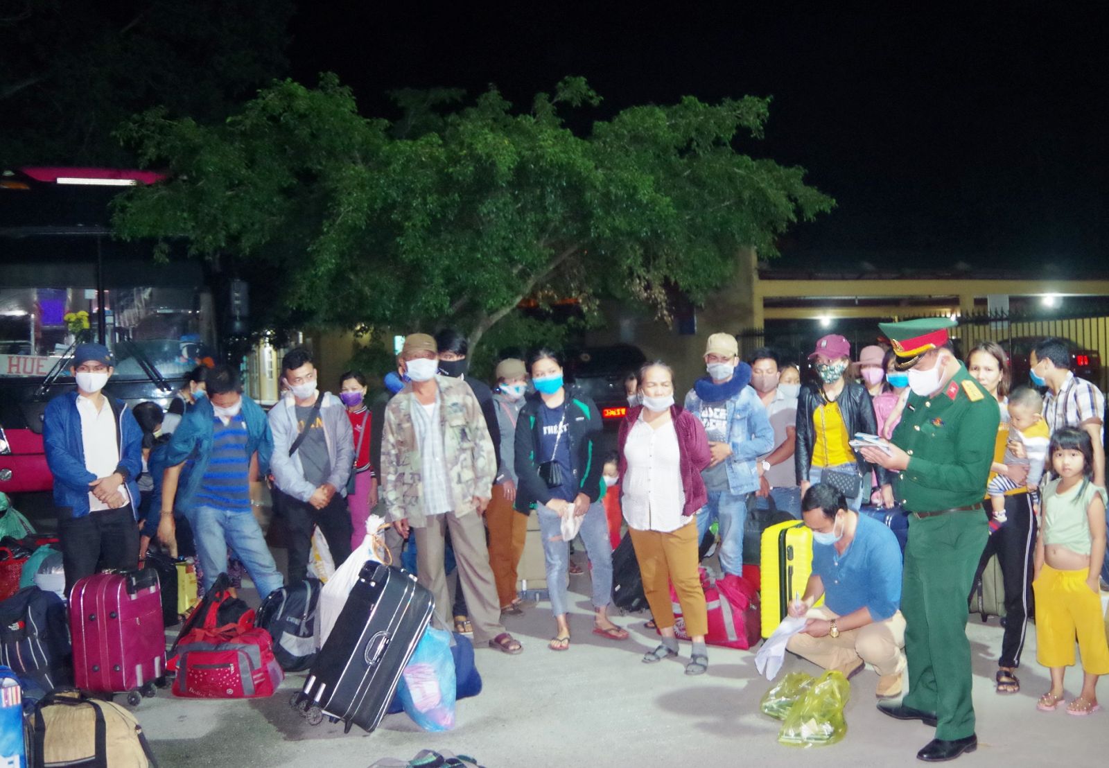 Staying up all night to fight against the pandemic