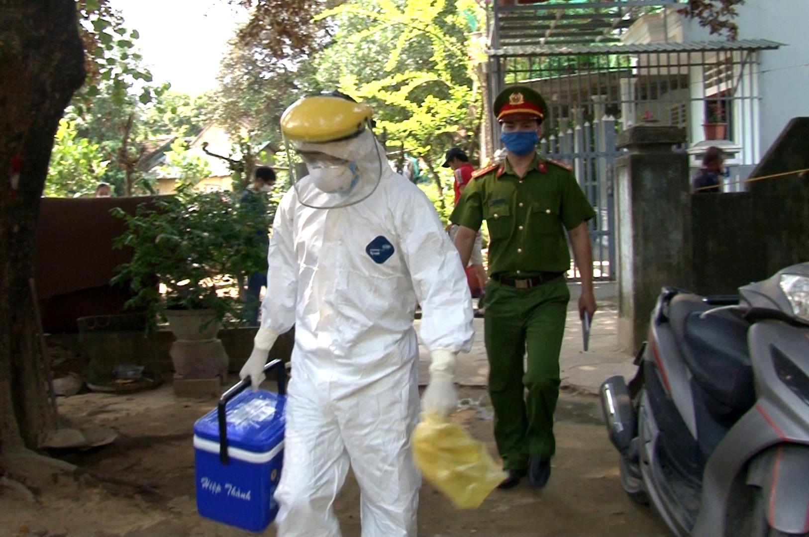 Góp sức đẩy lùi dịch bệnh COVID - 19