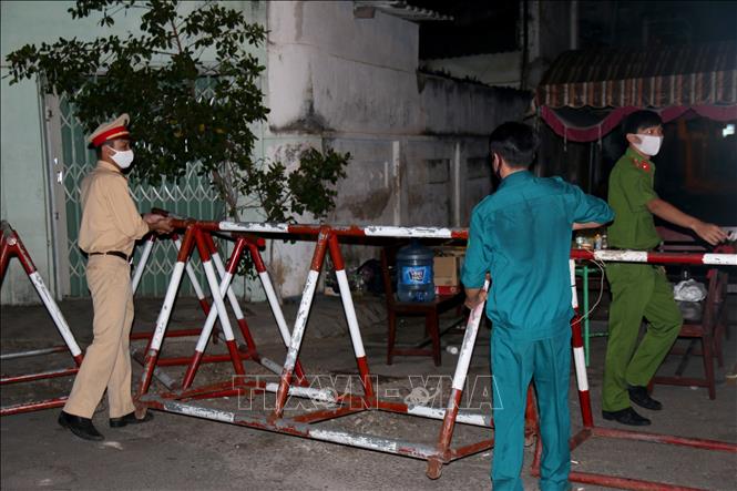 Dỡ bỏ cách ly hai tuyến đường ở thành phố Phan Thiết