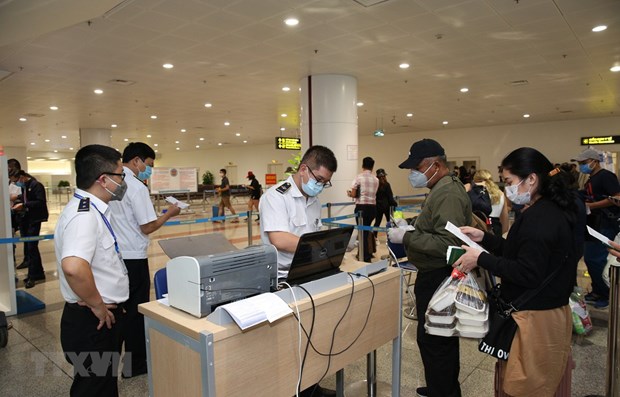 Tạm dừng đưa lao động đi làm việc ở nước ngoài đến hết ngày 30 4