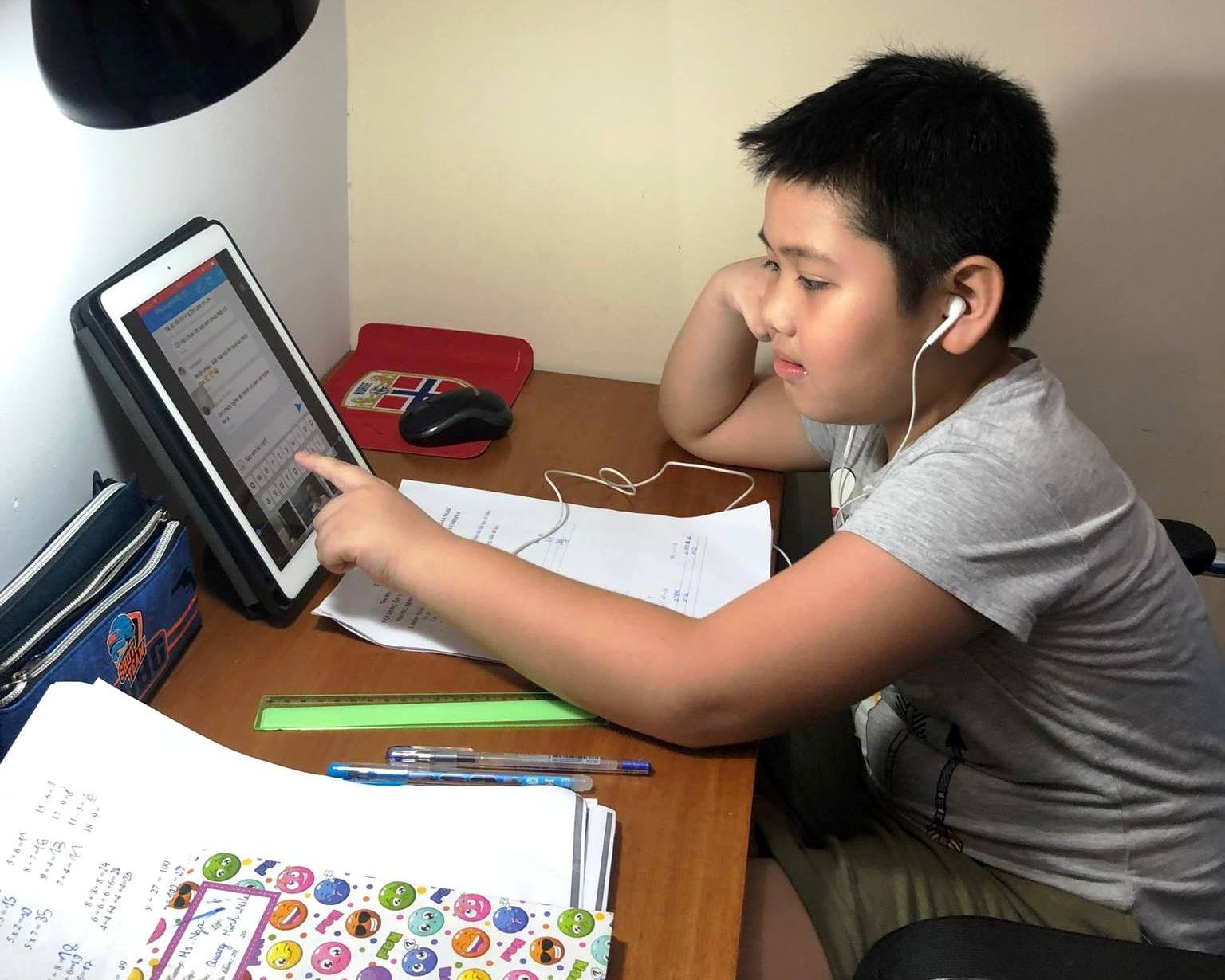 Học sinh lớp 5 sẽ học trên sóng truyền hình từ ngày 13 4