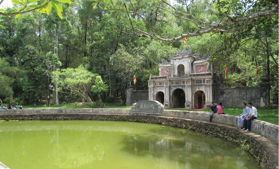 A restless thought of Hue pagodas