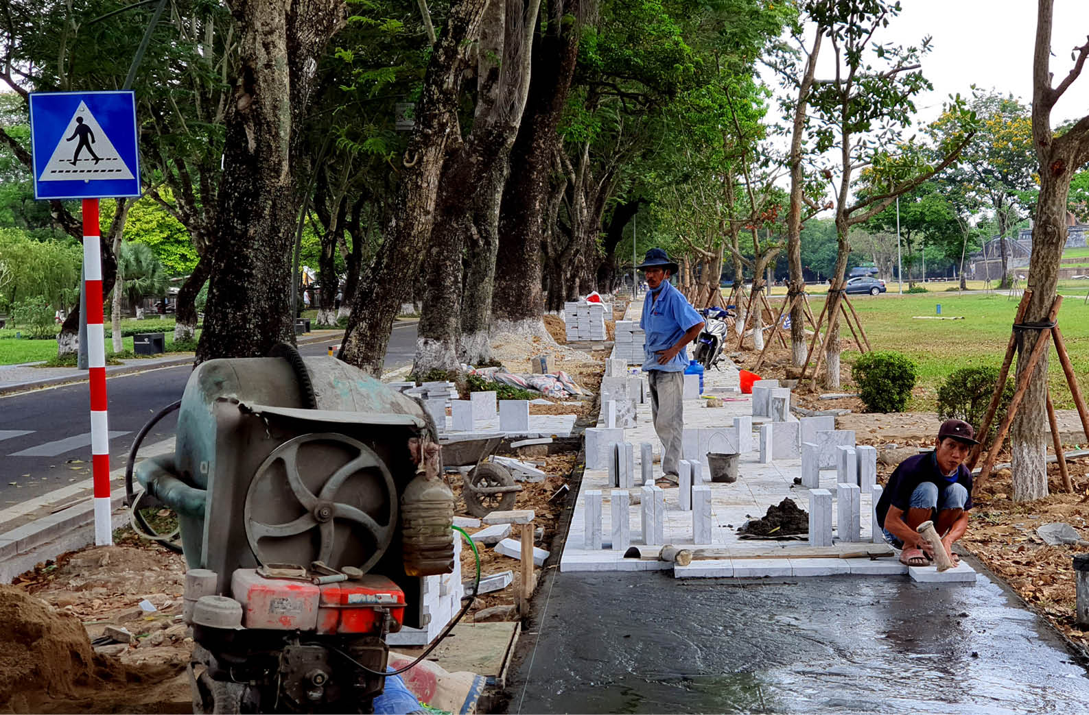 Thời điểm thích hợp để thay “áo mới” cho du lịch Huế