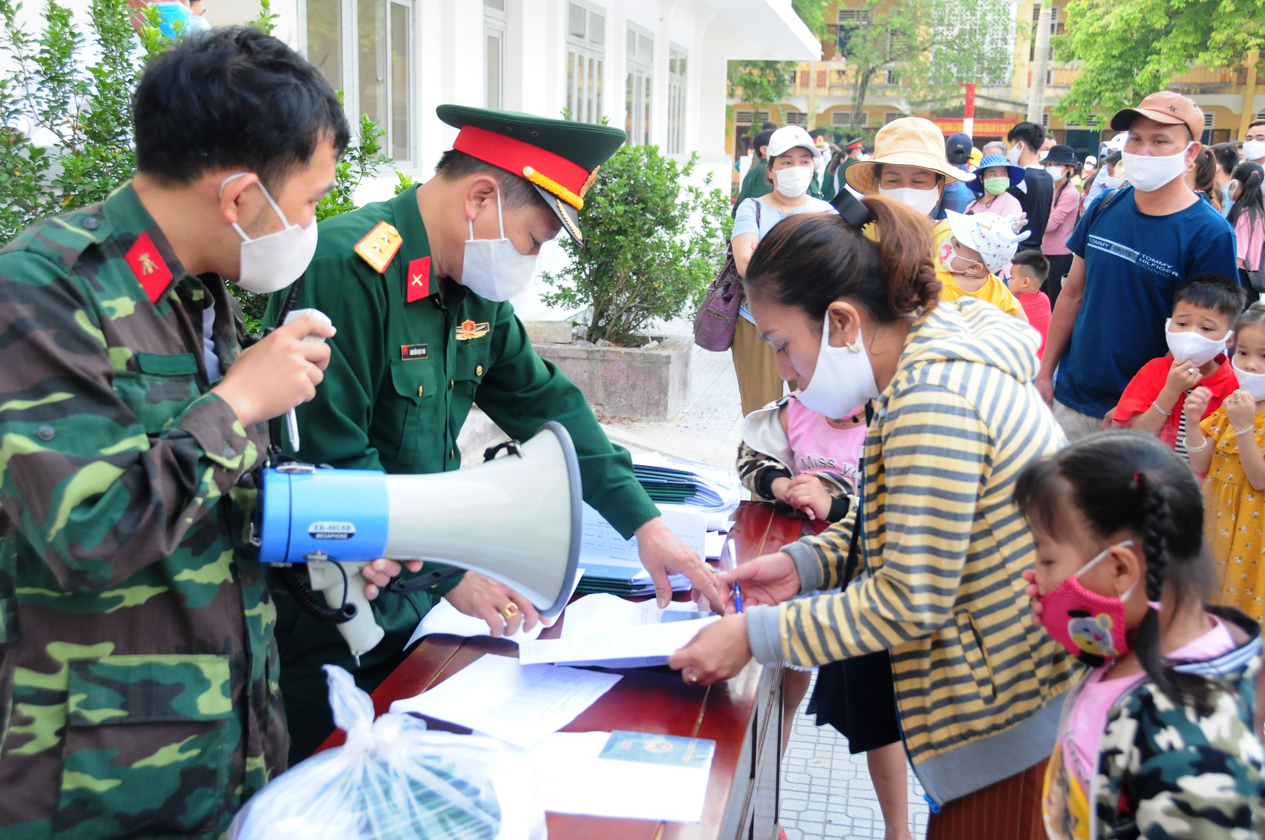 0h ngày 23 4 sẽ áp dụng những quyết sách mới về phòng chống dịch COVID-19