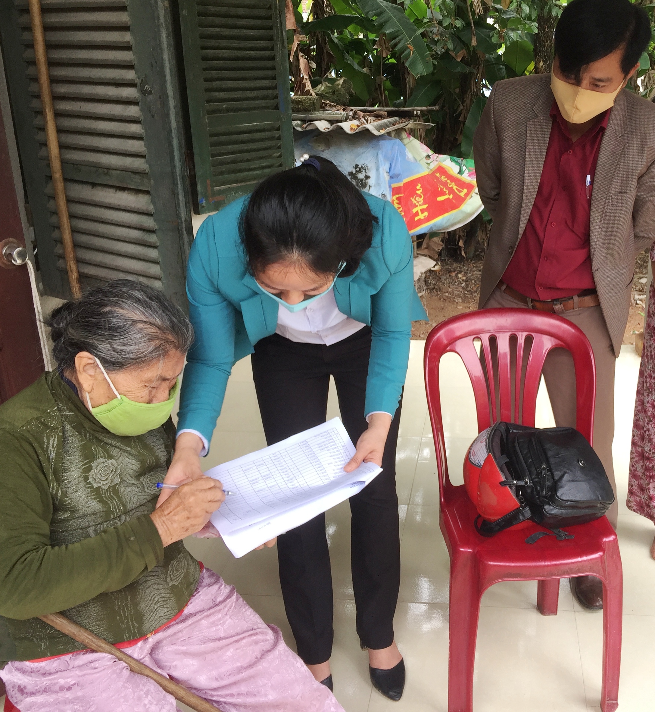 TX Hương Thủy Đi đầu trong chi trả hỗ trợ người dân bị ảnh hưởng bởi COVID-19