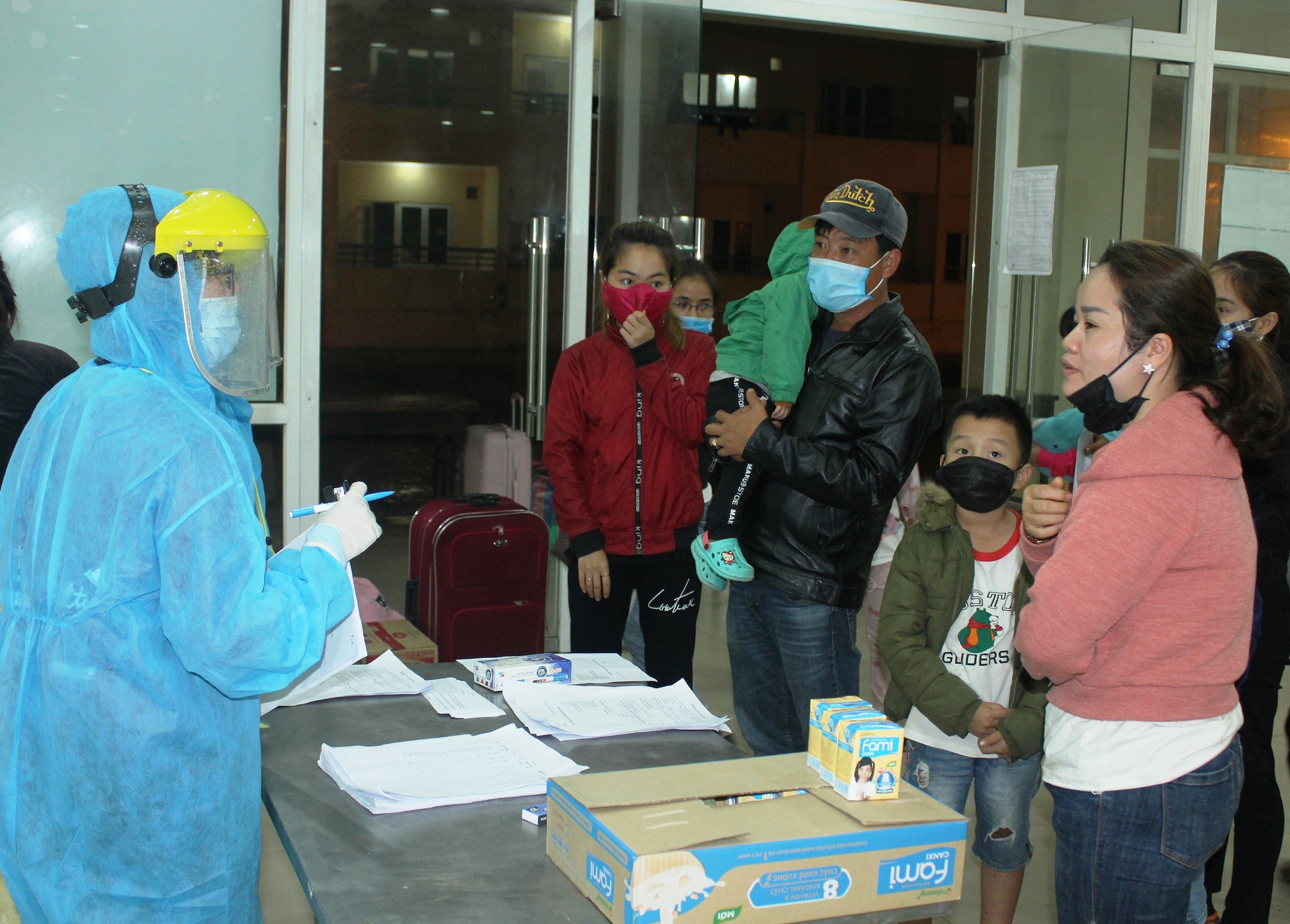 Tiếp nhận thêm 39 công dân về cách ly trong đêm