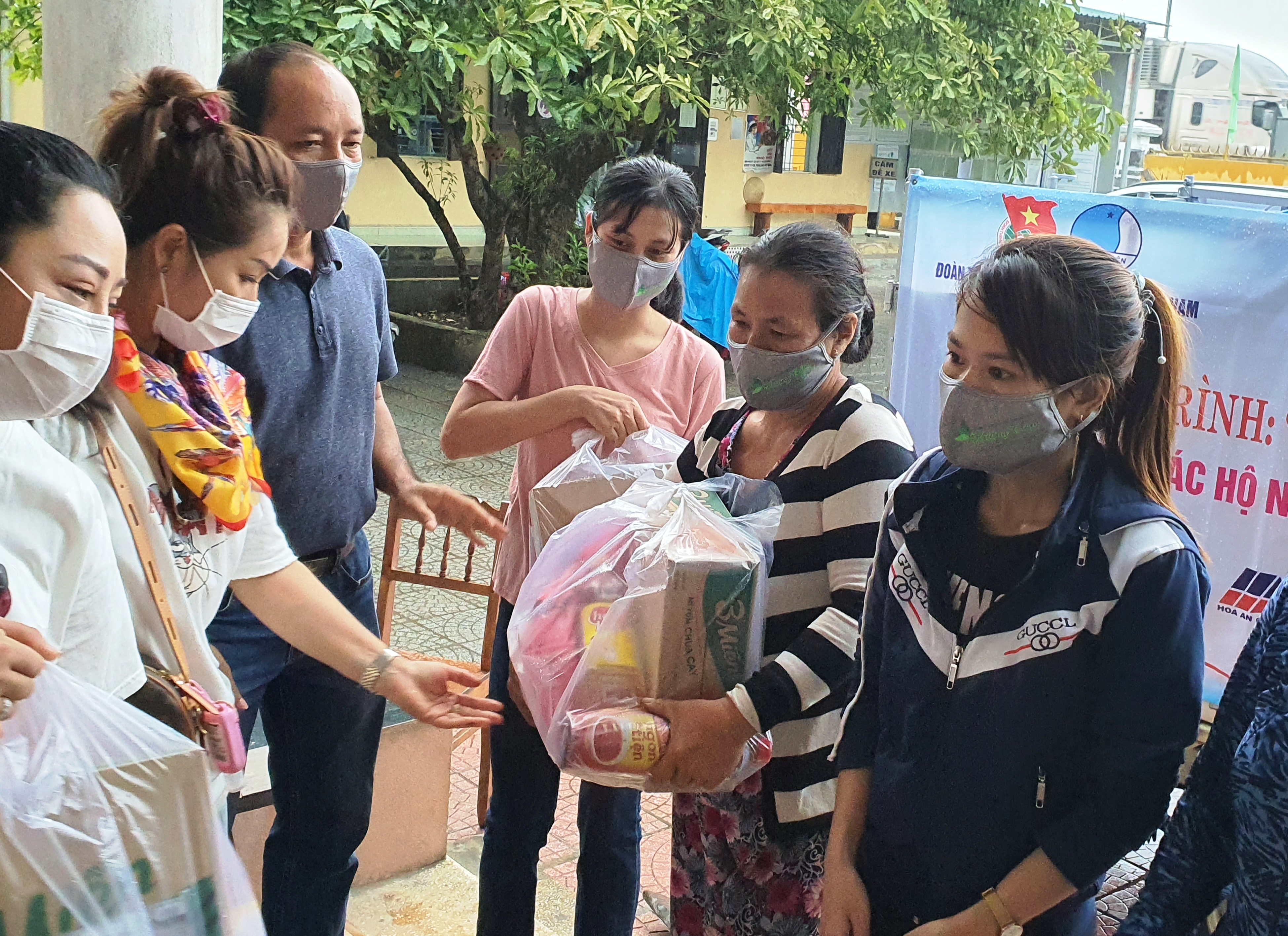 Hoàn thành chi trả gói an sinh cho 4 đối tượng yếu thế ngay trong tháng 4 2020