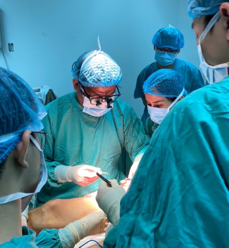 Applying advanced plastic surgery to over 90-year old cancer patient