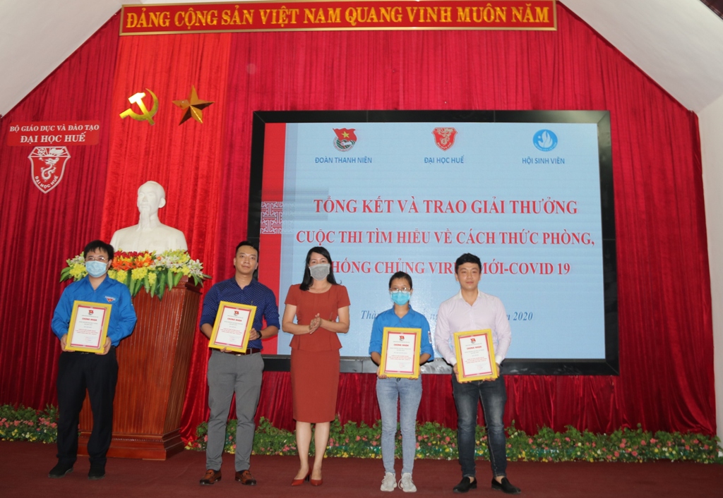 Trao giải cuộc thi tìm hiểu cách thức phòng, chống chủng virus mới COVID-19