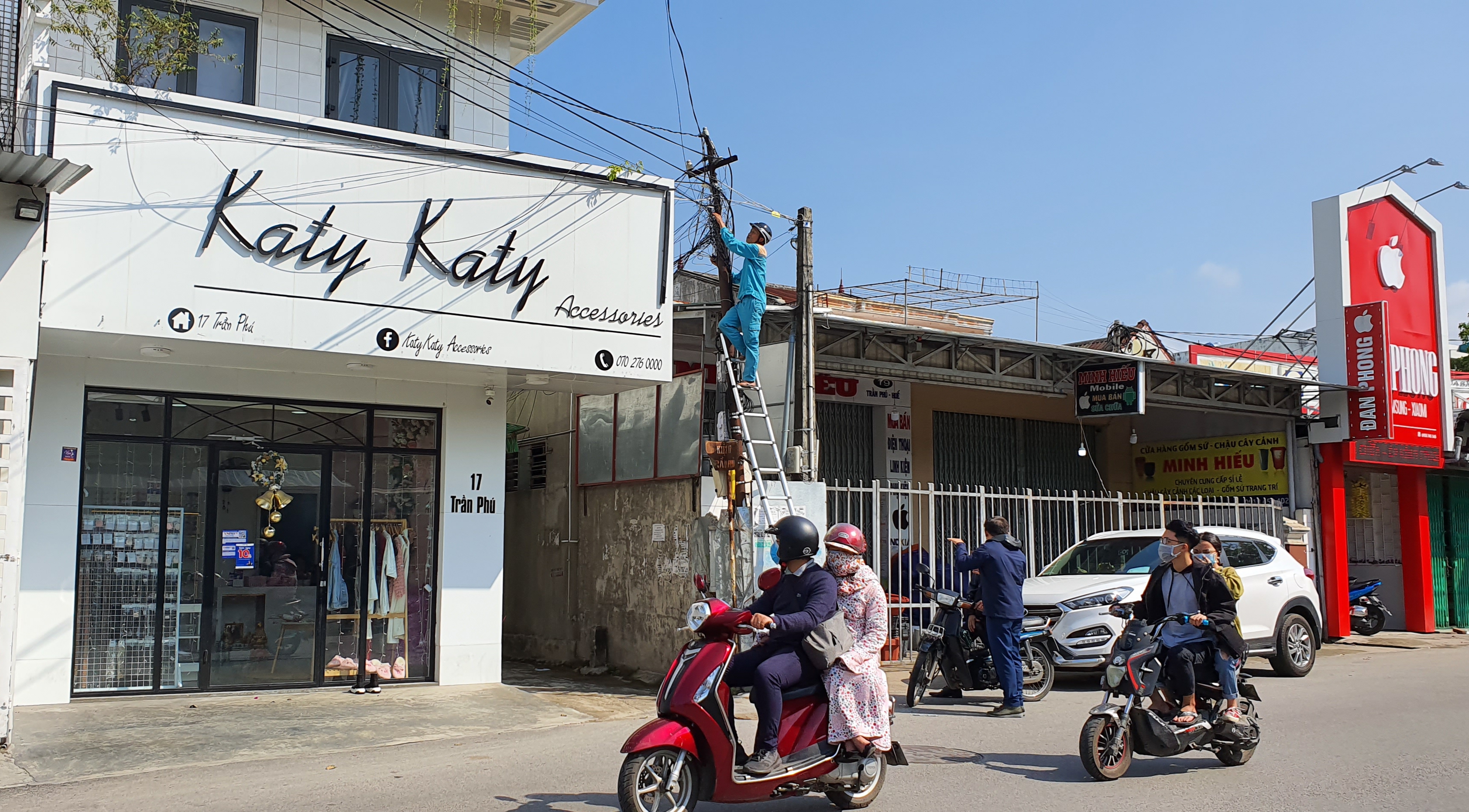 Xử phạt một doanh nghiệp 20 triệu đồng do kéo dây thuê bao sai quy định