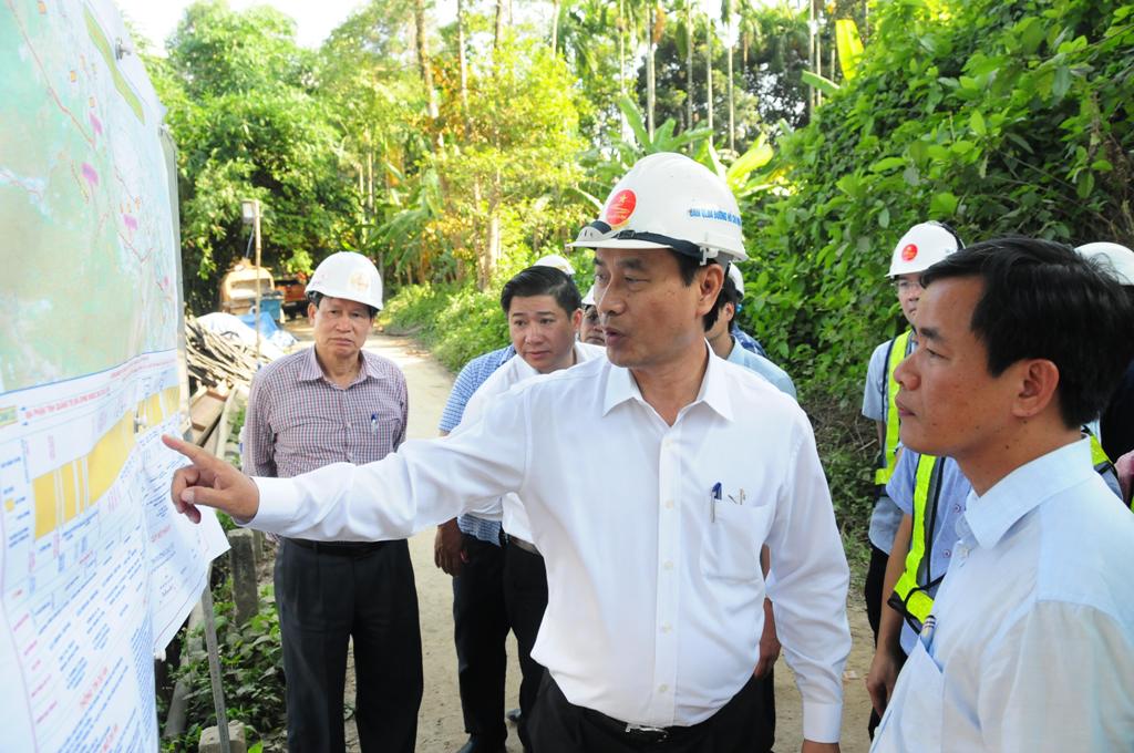 2 4 huyện, thị xã đã bàn giao gần 100 mặt bằng sạch cho dự án cao tốc Cam Lộ- La Sơn