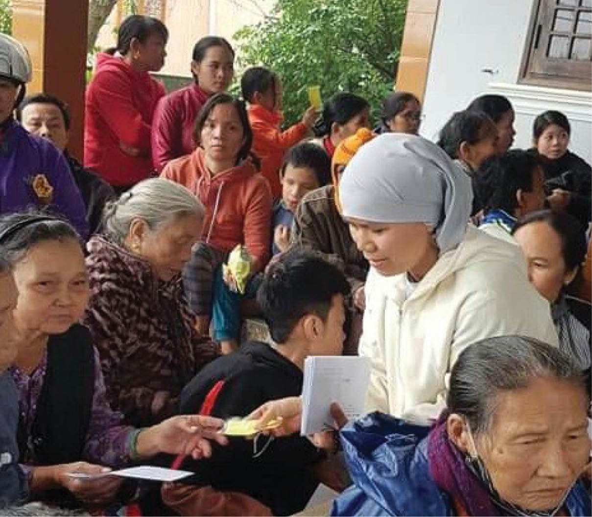 Những việc làm bình dị