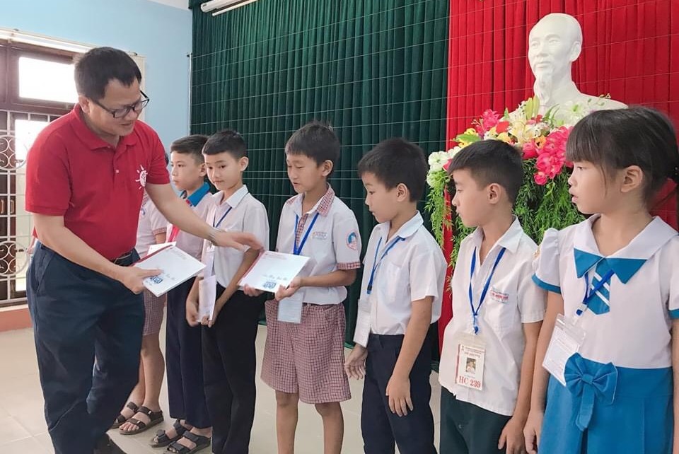 Zhishan Foundation Taiwan awards scholarships to nearly 600 children in difficult circumstances