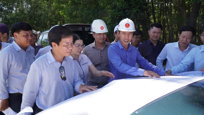 Phải bàn giao 100 mặt bằng cao tốc Cam Lộ- La Sơn trong tháng 6 này