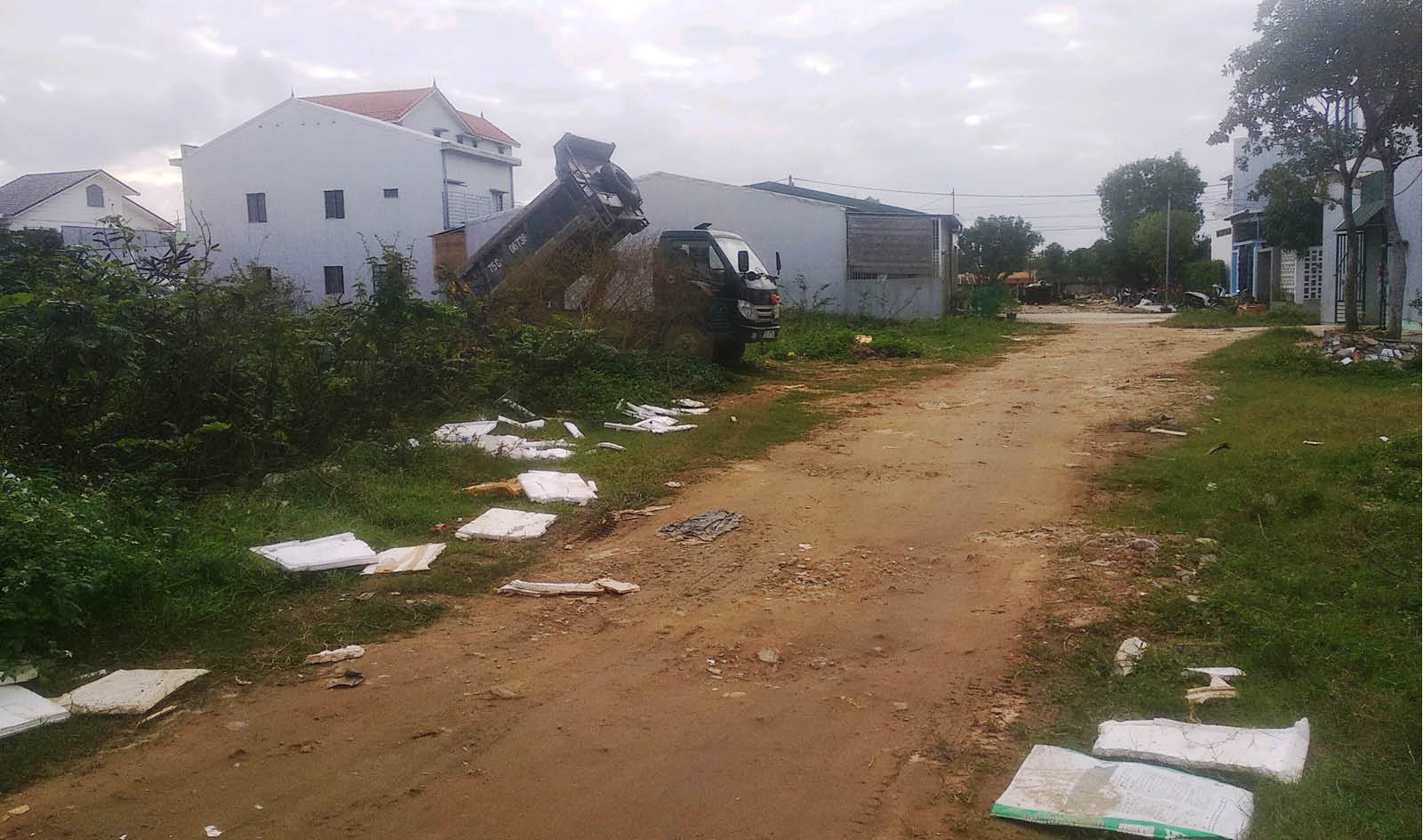 Phú Vang Ngổn ngang hạ tầng khu quy hoạch đấu giá đất