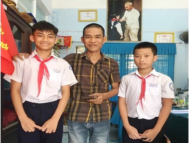 Hương Thủy Hai học sinh nghèo không tham của rơi