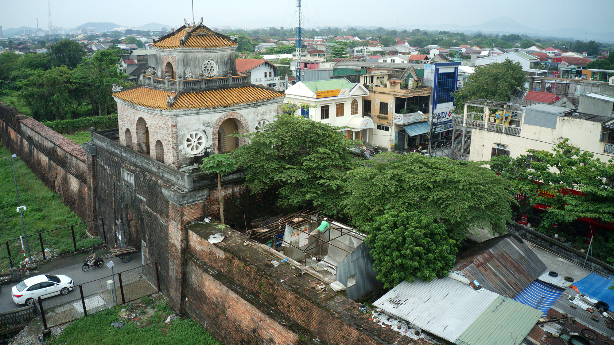 Relocation of households in Hue Citadel Zone 1 History and Sentiment - part 1 Returning land to the heritage