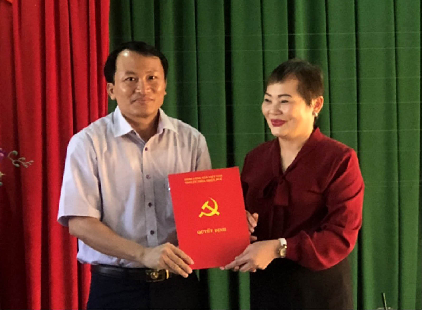 Bắt đầu từ công tác cán bộ