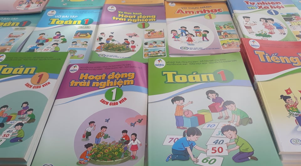 Chủ biên các bộ sách giáo khoa lớp 1 tập huấn trực tiếp cho giáo viên