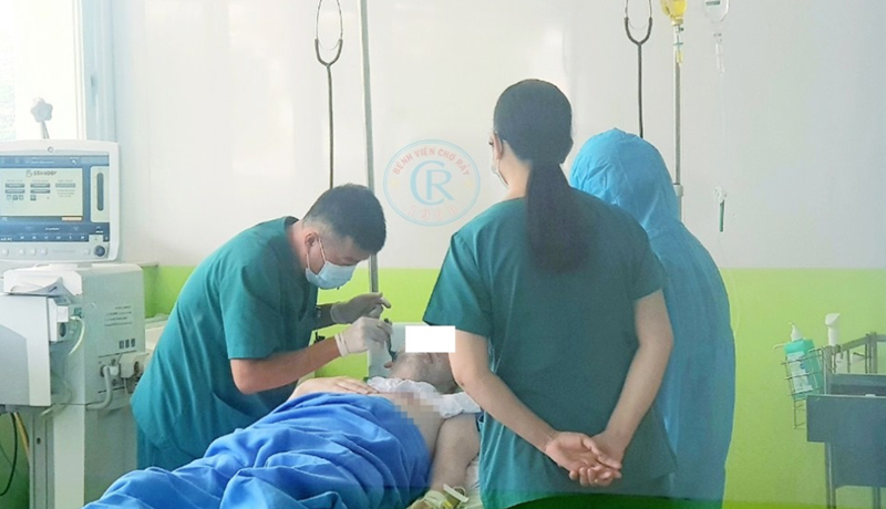 Phi công người Anh sẽ về nước trên chuyến bay ngày 12 7