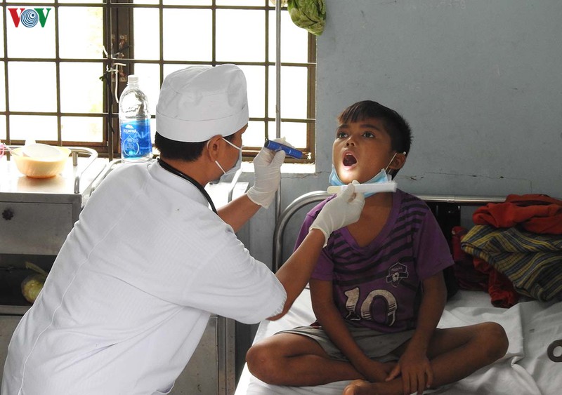 Hậu quả của trào lưu antivaccine, nhìn từ những ca bạch hầu