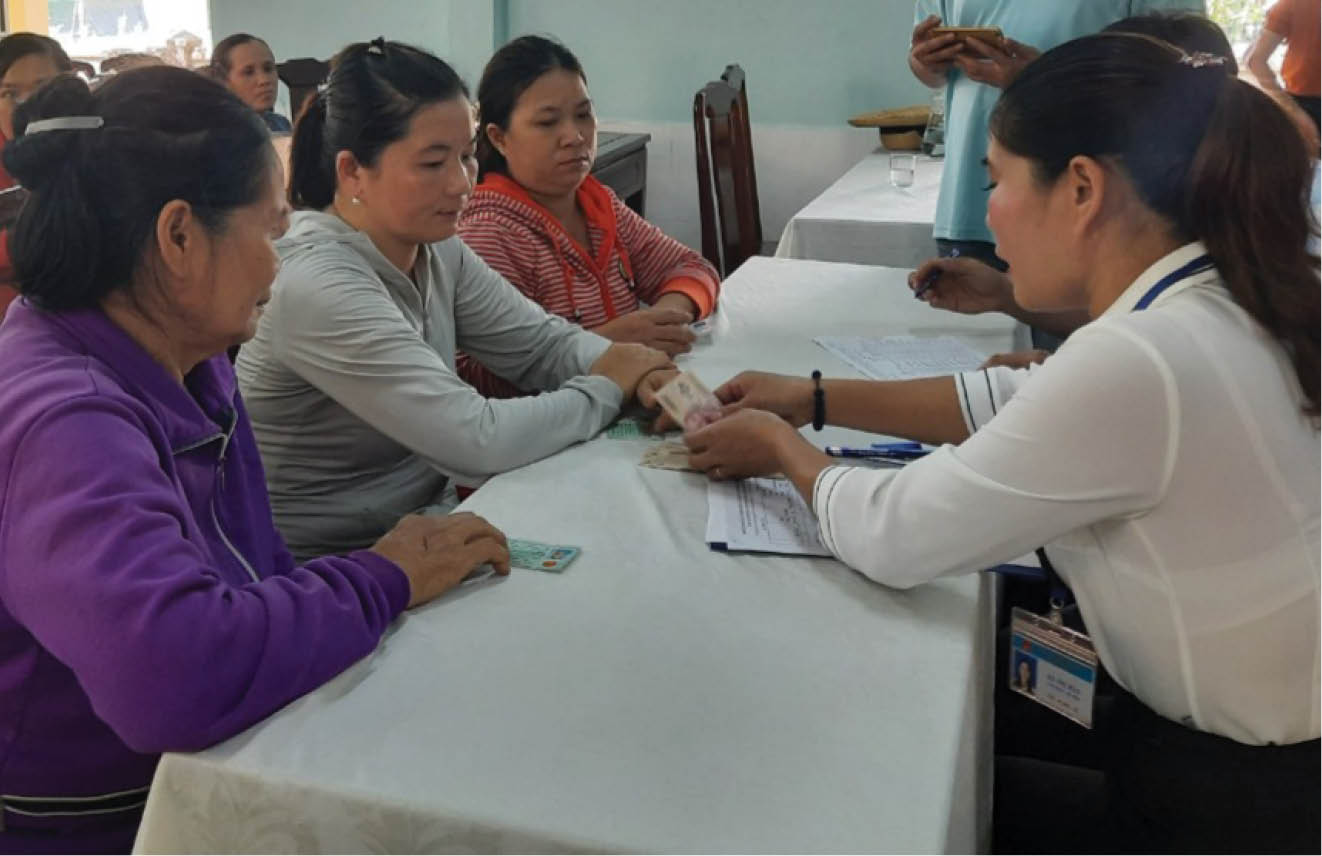 Chi trả “cuốn chiếu” cho đối tượng ảnh hưởng COVID-19