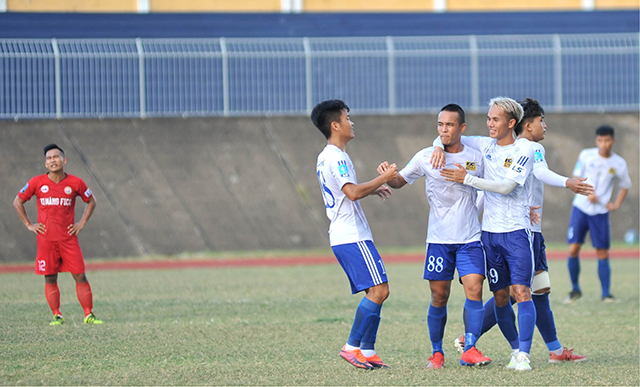 Tháng 7 đầy gian nan