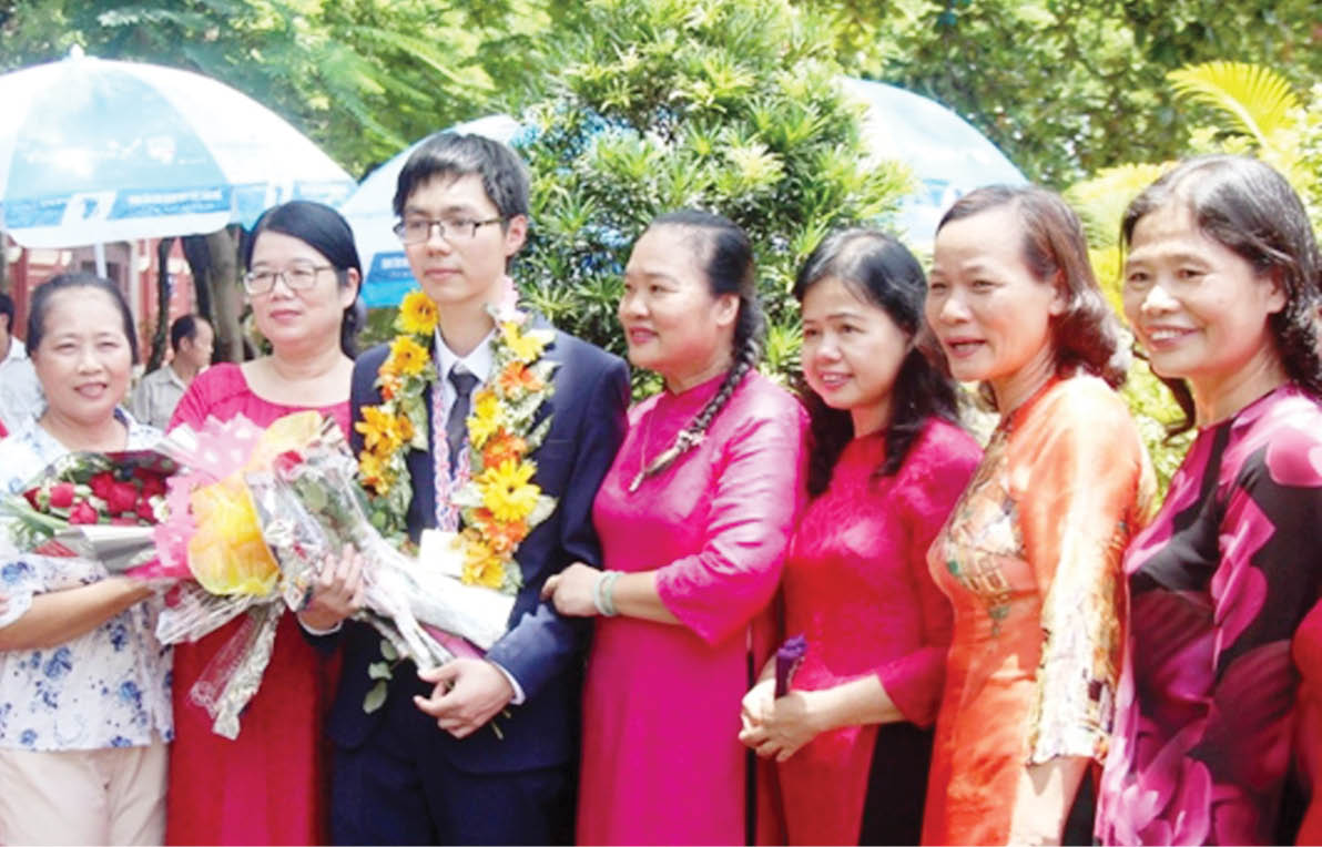 Khát vọng vươn xa