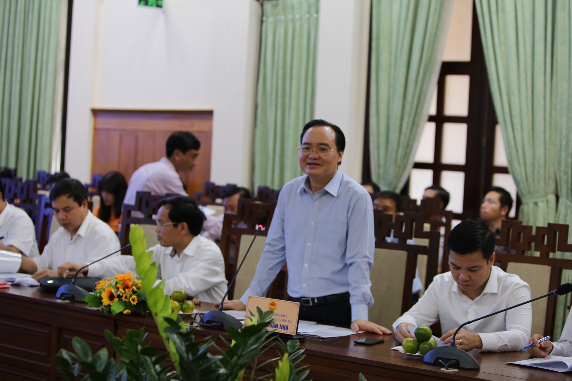 Đoàn công tác của Bộ trưởng Bộ Giáo dục và Đào tạo làm việc với tỉnh