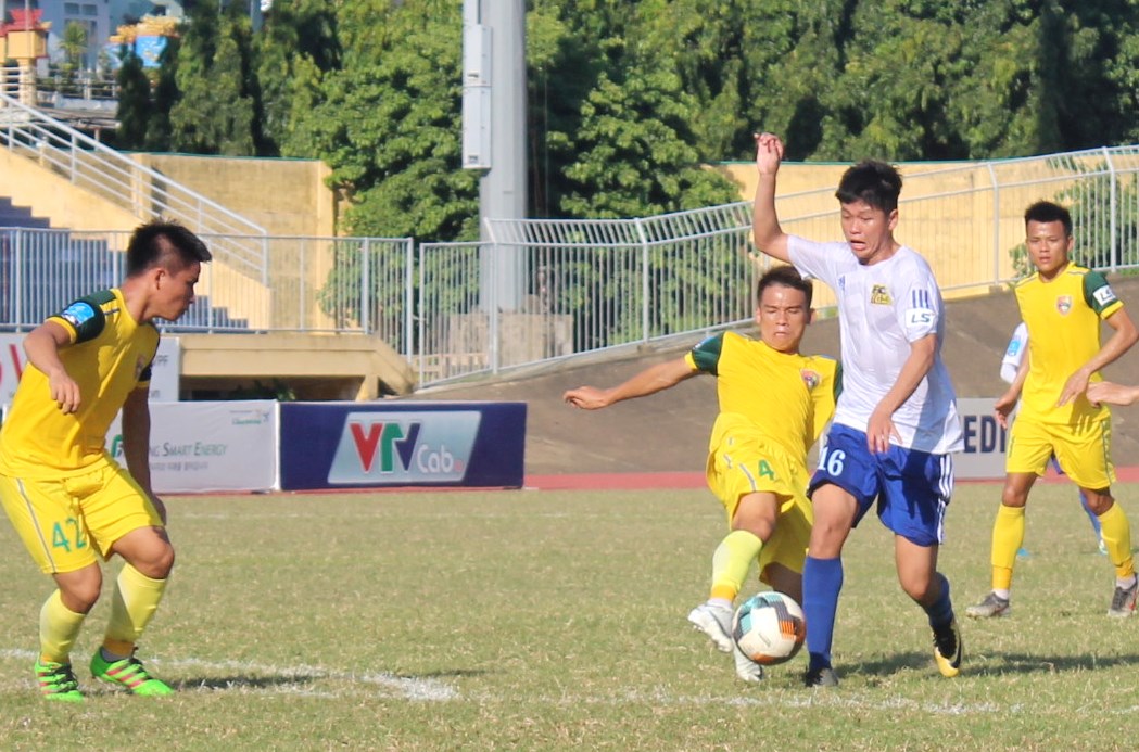 Vượt qua đội nhất bảng, CLB bóng đá Huế đang gần với mục tiêu giai đoạn 1