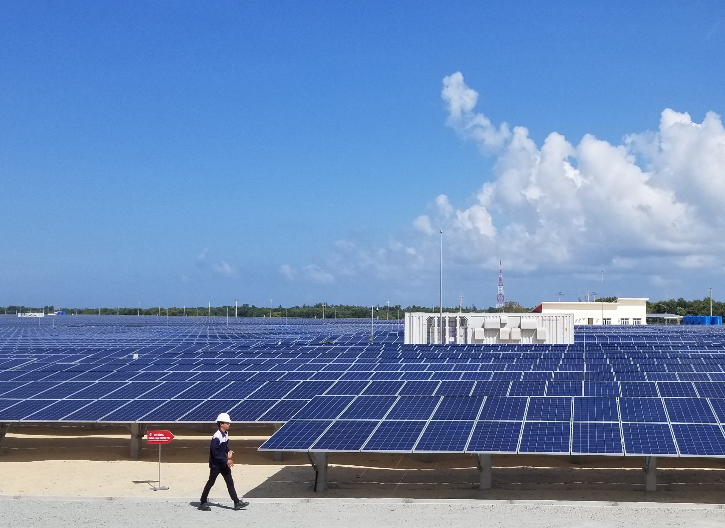 Quán triệt Nghị quyết 55 của Bộ Chính trị về định hướng chiến lược phát triển năng lượng quốc gia