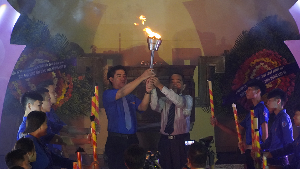 Tuổi trẻ Thừa Thiên Huế thắp lửa tri ân