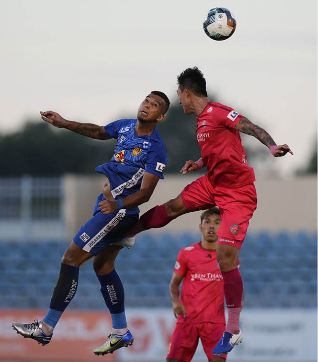 Lần thứ hai tạm nghỉ