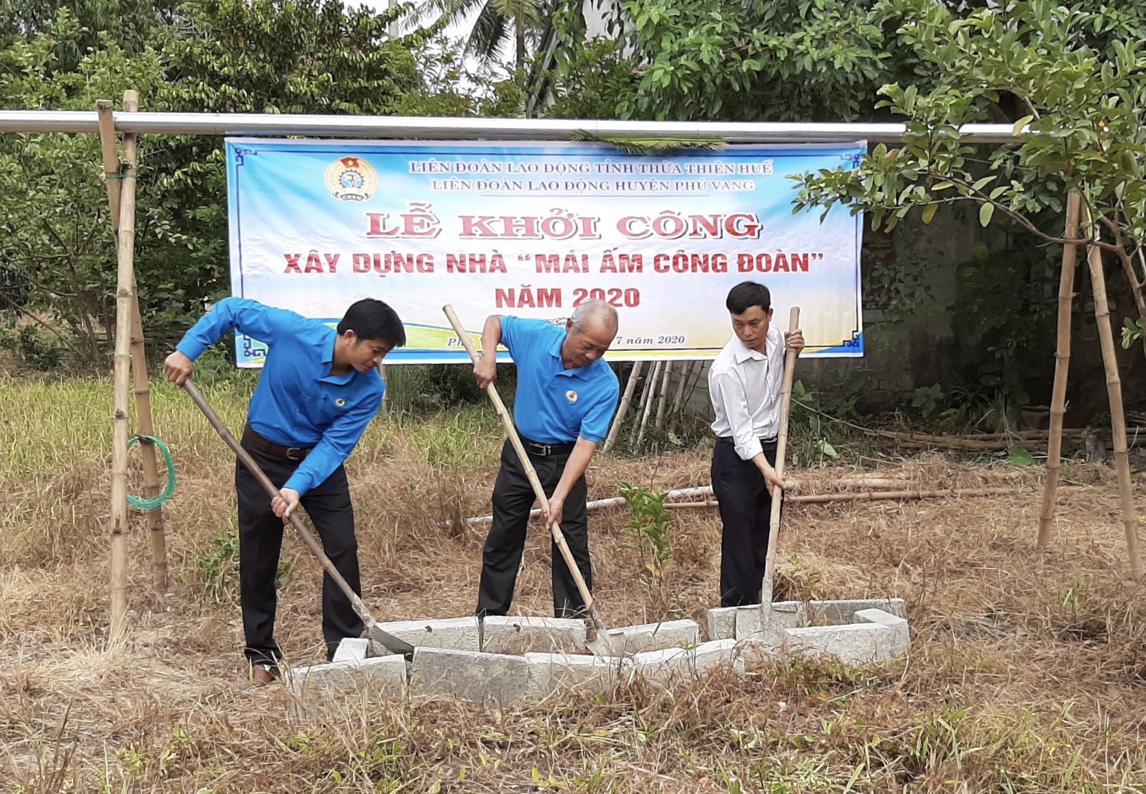 Khởi công Mái ấm Công đoàn cho đoàn viên khó khăn tại Phú Vang