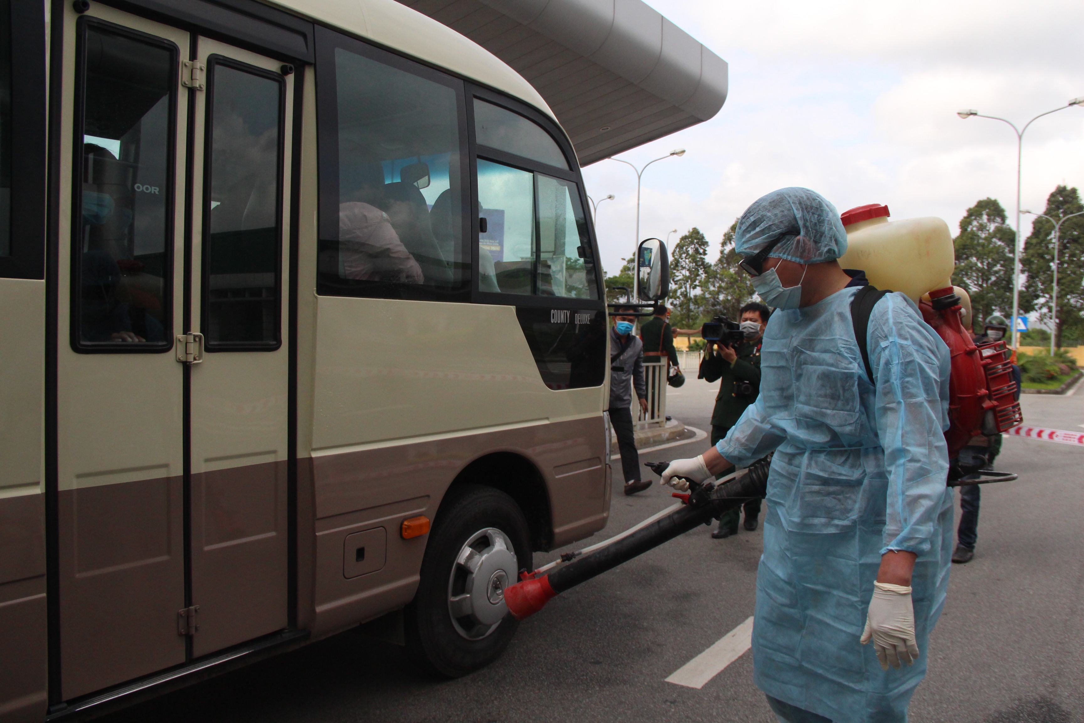 Tạo điều kiện để công dân từ vùng dịch trở về