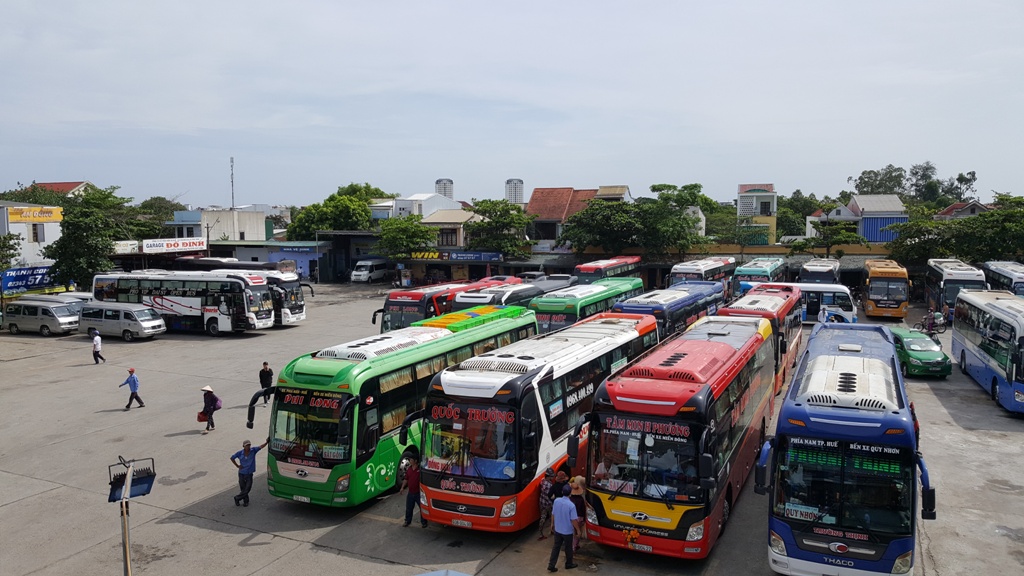 Tạm dừng 5 tuyến xe buýt không trợ giá bắt đầu hoạt động vào ngày 6 8