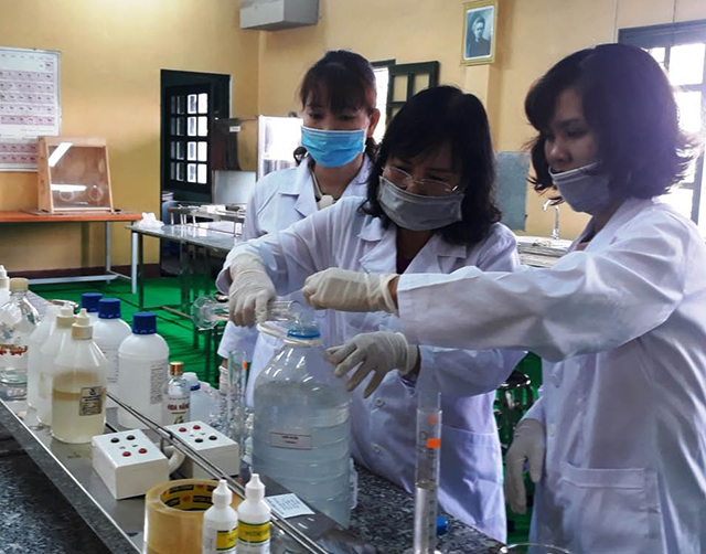 Nhà giáo và những hành động đẹp