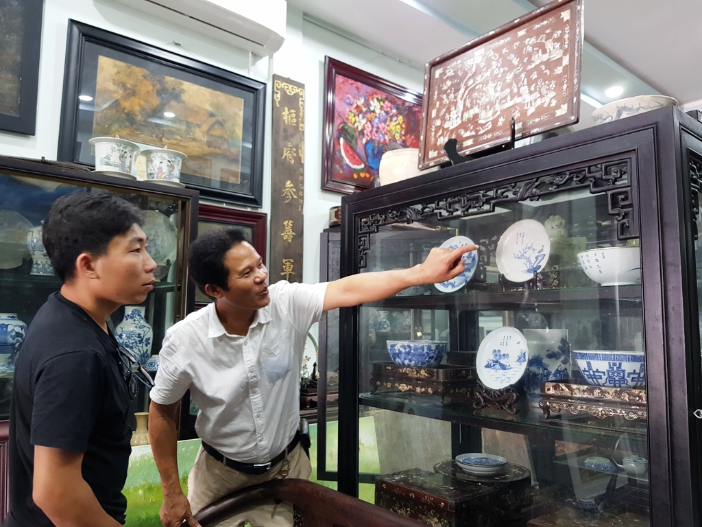 Overwhelming antiquity space in the heart of Hue