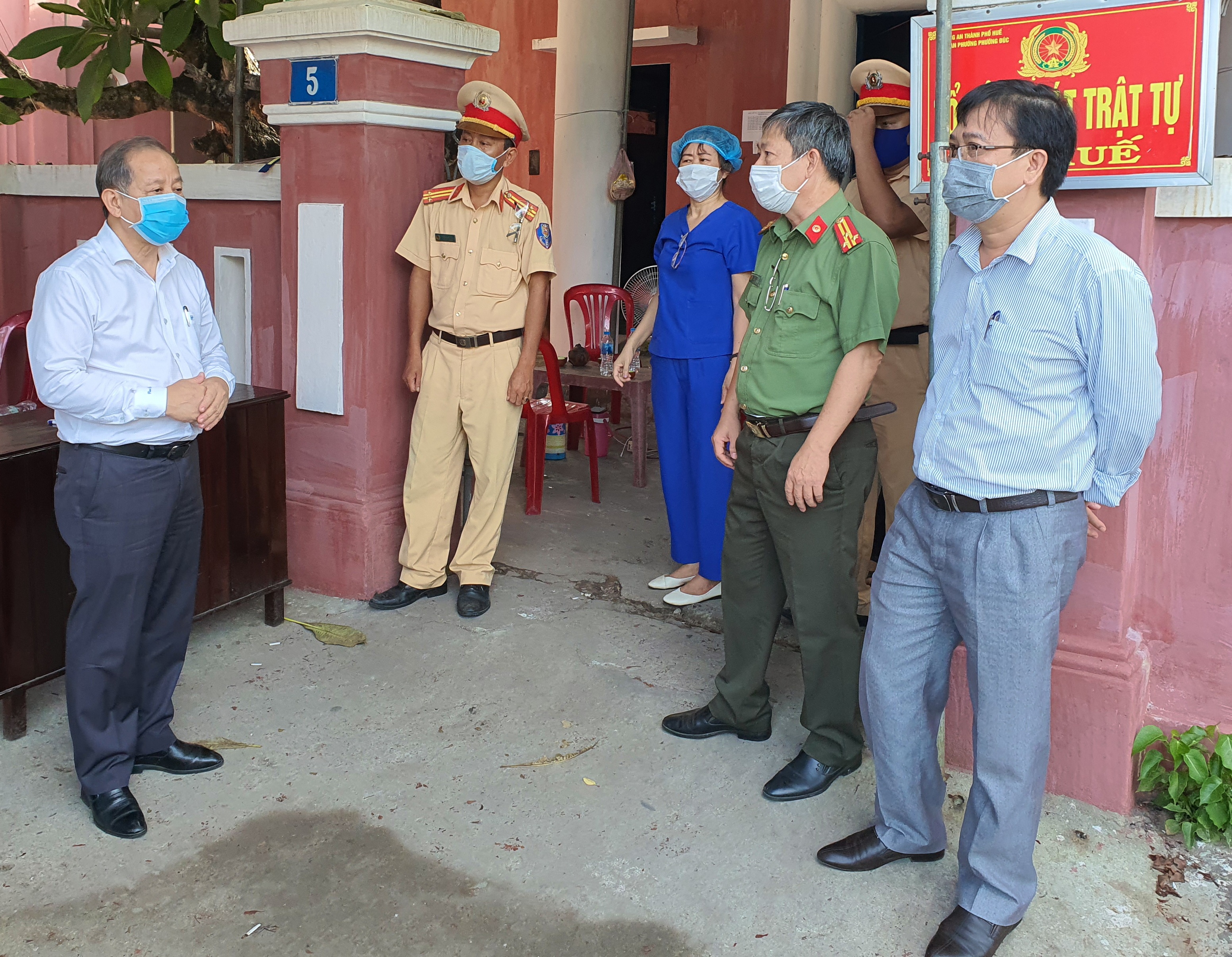 Kiểm soát chặt chẽ người từ các vùng dịch đến Thừa Thiên Huế bằng đường sắt