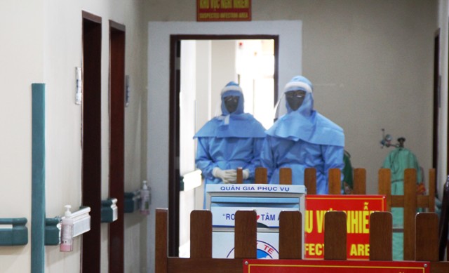 Trang thiết bị hiện đại hỗ trợ điều trị các ca COVID-19 có bệnh nền nặng