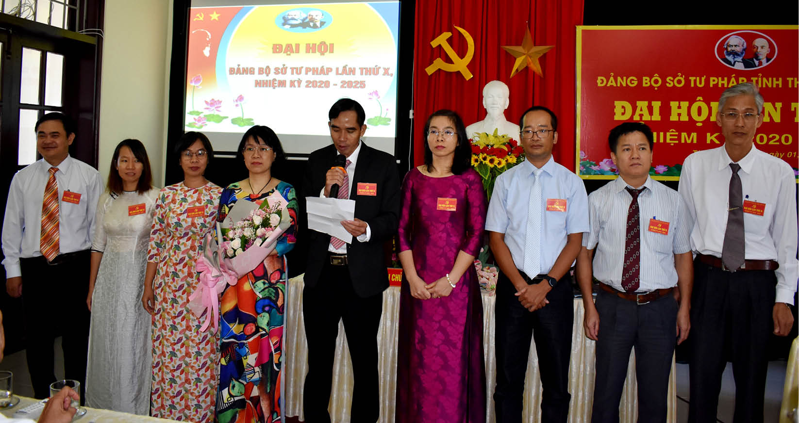 Đổi mới phương thức lãnh đạo từ các tổ chức Đảng